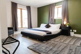 Hot Tub/Snowmobile Trails/The Hemlock - 8