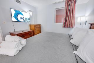 Roxanne Towers Remodeled with Amazing Views,Pools! - 5