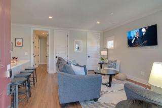 Melrose Melody - 5 Mins to Broadway - 4