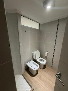 Depto , 1 dormitorio mas sofá cama en living - 2