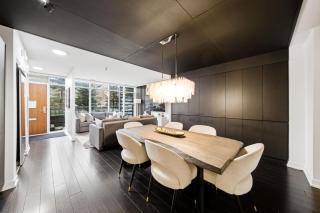 Luxury 4BR Home Sleeps 14 with Parking - 5