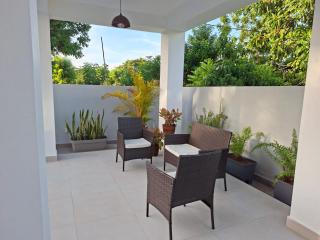 Hermosa villa familiar cucu's home beach - 7