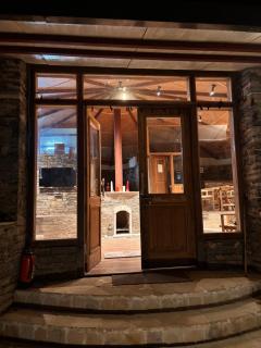 Mukteshwar I Cujos Krest I Backpackers Room - 1