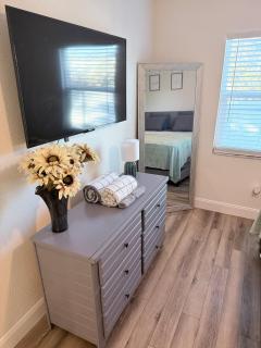 Megs Cozy Corner - 4