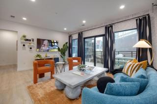 Hyve - Waves - Walk To Broadway - 0