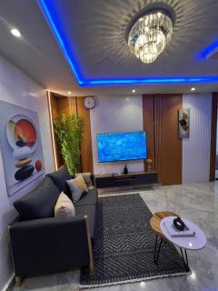 Cozy 1 Bedroom Studio Apartment in a Gated Estate - 8