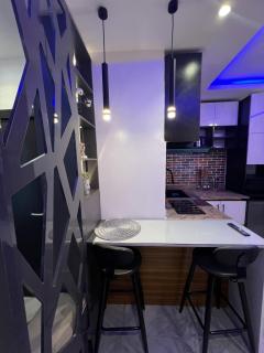 Cozy 1 Bedroom Studio Apartment in a Gated Estate - 5