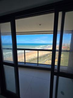 Quarto e sala Jaguaribe melhor orla Salvador - 0