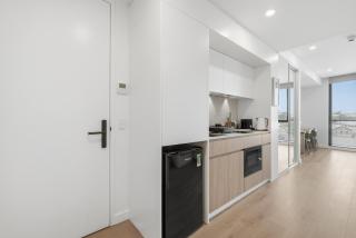 Coastal Apartment with Rooftop Pool - 6