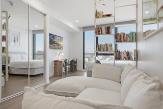 Coastal Apartment with Rooftop Pool - 5