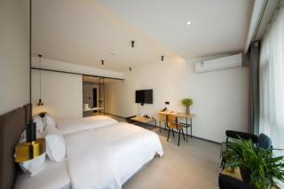 Zhangjiajie Clamshell Youth Hotel - 1