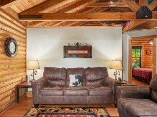 Good Life Cabin 2 - 2