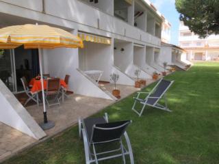 Apartamento cómodo con terraza y piscina comunitaria, cerca de la playa de Riells - HISP-236-15 - 4