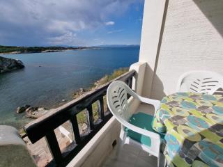 Apartamento acogedor con terraza, céntrico, cerca de la playa - HISP-236-64 - 0