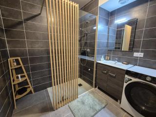 Appartement neuf 2 chambres avec parking, rez-de-jardin - FR-1-836-52 - Arâches-la-Frasse - 2