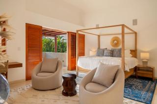 An exquisite 2 level 4 bed villa - 6