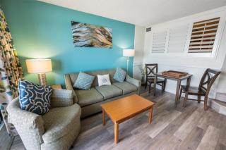 Steps from Beach, Direct View,Oceanfront Paradise! - 6