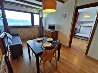 Appartement cosy 2 pièces, pied des pistes, 5 pers., centre station, commerces et remontées à proximité - FR-1-771-14 - 1