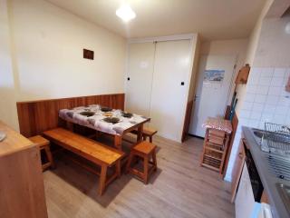 2 Pièces avec Balcon et Vue Chartreuse - FR-1-771-40 - 3