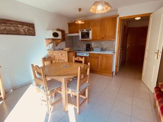 Appartement confortable avec balcon à Saint-Jean-de-Sixt - FR-1-459-250 - 9