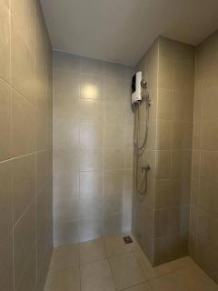 Vay Pothisan Pattaya - 7