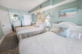 Ocean-view condo w pools & beach access - 2