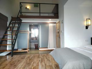 Serene Vale Inn-Free pick up train station stay two nights - 9