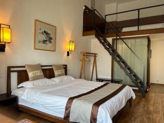 Serene Vale Inn-Free pick up train station stay two nights - 9