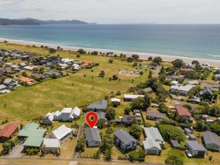 Sea La Vie - Matarangi Holiday Home - 8