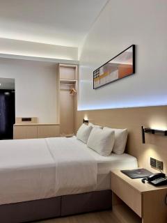 The Landmark Hotel - 5