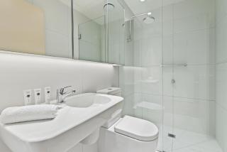 Bright Apartment with City Views in Trendy Locale - 1