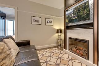 Explore the Blue Mountains on foot - 0