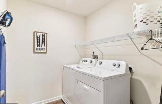 Large new beautiful house 1 and half miles to beach - 6