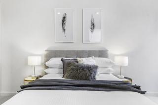 Boutique apartment in quiet, sought-after suburb - 7