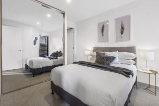 Boutique apartment in quiet, sought-after suburb - 2