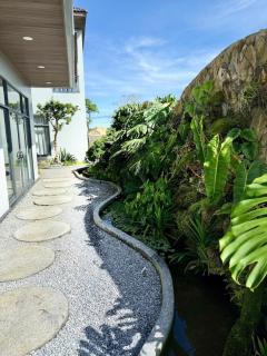 BB House - The beginning of peace! - 5