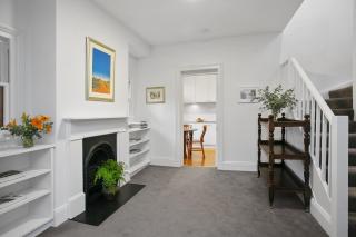 Family Terrace Home Close to Oxford Street and CBD - 6