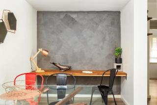 Suburban Two-bed Apartment with Parking and Patio - 8