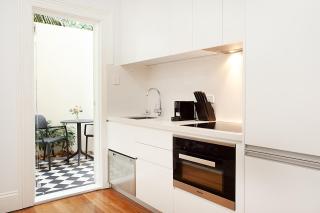 Funky Inner West Studio with Private Patio - Sydney - 7
