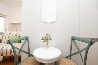 Funky Inner West Studio with Private Patio - Sydney - 4