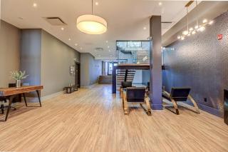 Dream Suites Near YYZ Airport - 2