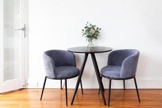 Beautiful Studio in Heritage Building with Balcony - 4