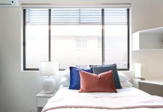 Bright Studio Steps from Westmead Hospital - 2