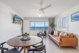 Absolute Beachfront Apartments 3T - 0