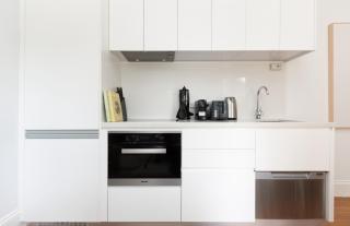 Chic Studio With Patio 20 min From CBD - 6