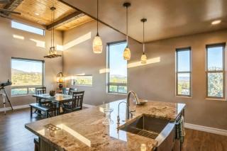 Panoramic Sedona Mesa Views Firepit & Outdoor Fun - 1