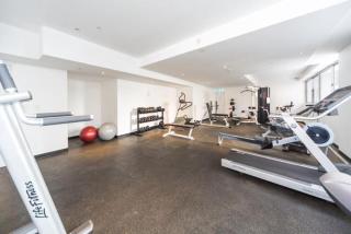 Stylish Studio With Pool & Gym in Heart of Sydney - 6