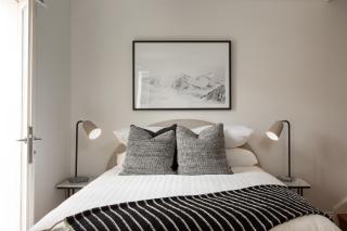 Stunning Studio with Alfresco Terrace near Trains - 7