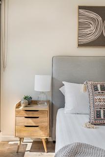 Stylish Arts Precinct Unit with Fabulous Views - 2