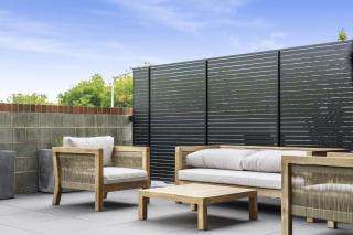 Boutique Unit with Huge Terrace near Cafes & Shops - 8